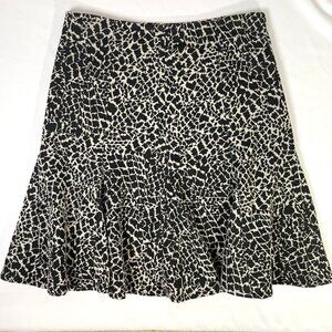 Susan Bristol Black and White Animal Print Swing Skirt Size 12 Knee Length